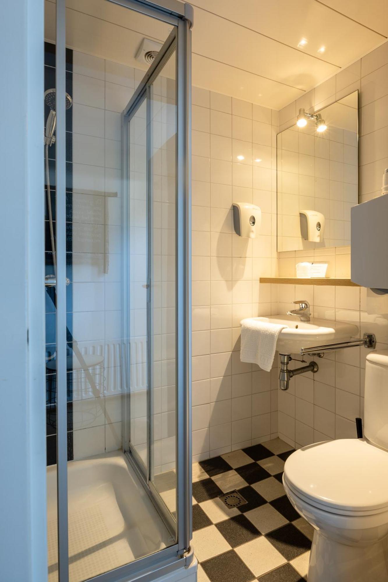 Hotel Restaurant 'De Vossenberg' Vierhouten Esterno foto