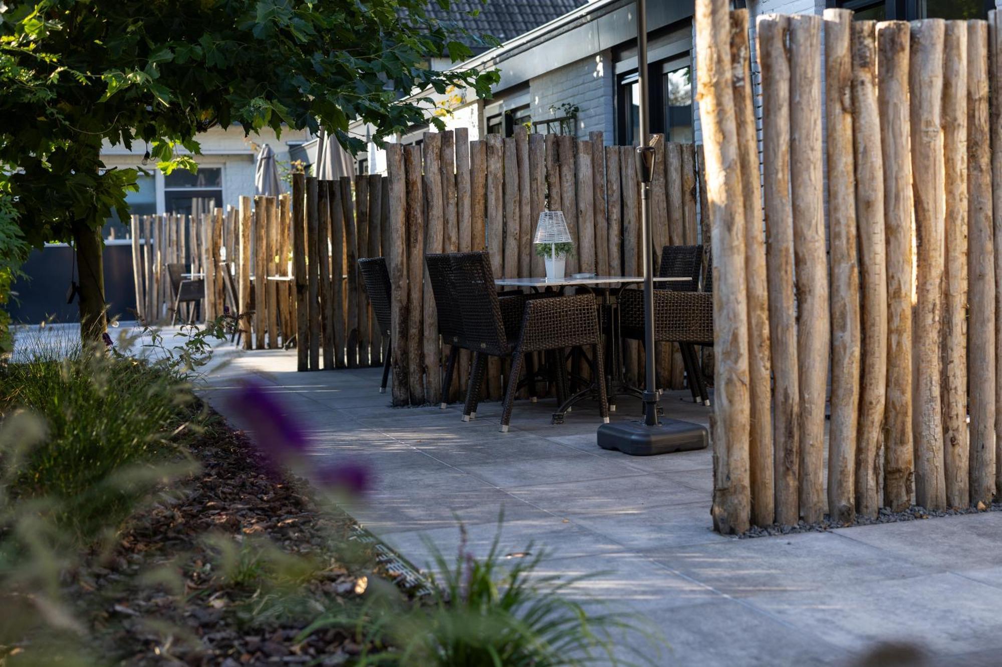 Hotel Restaurant 'De Vossenberg' Vierhouten Esterno foto