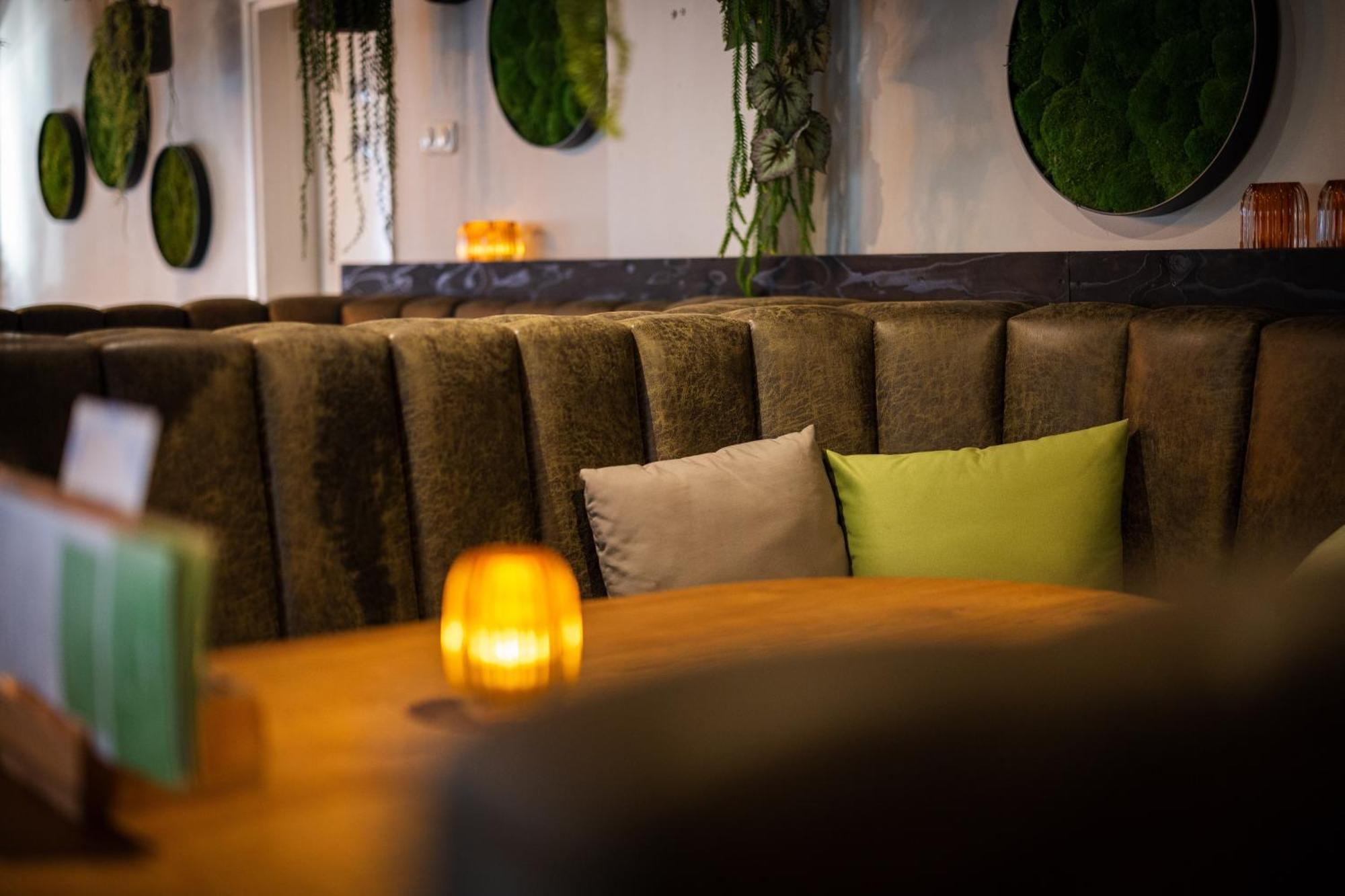 Hotel Restaurant 'De Vossenberg' Vierhouten Esterno foto